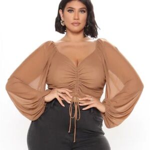 Fashion Nova Ruched Long Sleeve Crop Top (NWOT)
